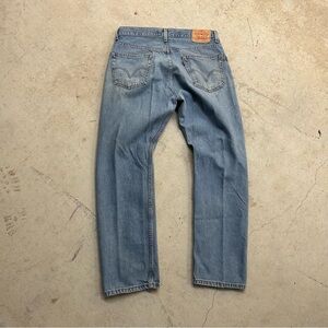 Vintage Levi’s 505 Y2K Regular Fit Light Wash Denim Jeans Men’s 34x30 Distressed